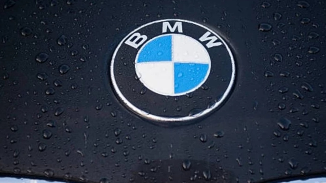 BMW binlerce aracını geri çağırdı! Yangın riski var