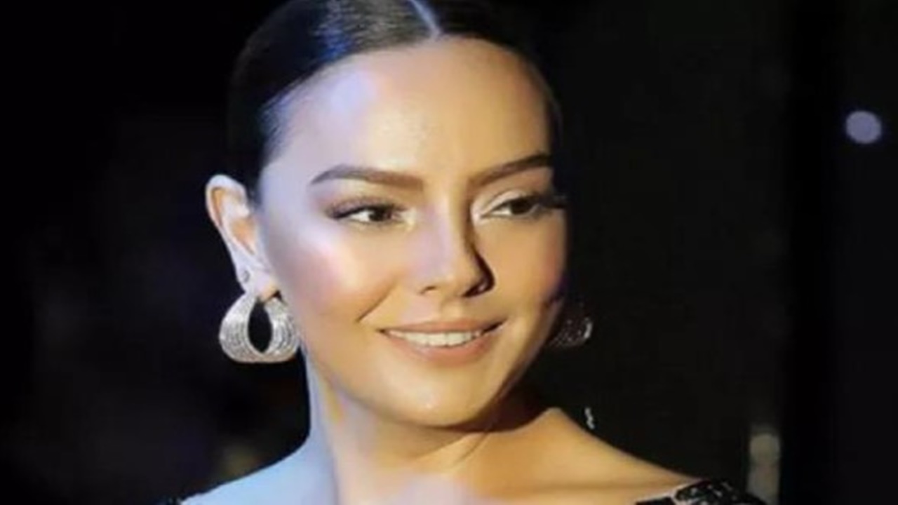 Ebru Gündeş 4. eşinden  boşanma kararı aldı! Açıklama sosyal medyadan geldi