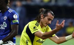 Fenerbahçe Hırvatistan’dan tatsız dönüyor! 4 gollü maça tepki yağıyor