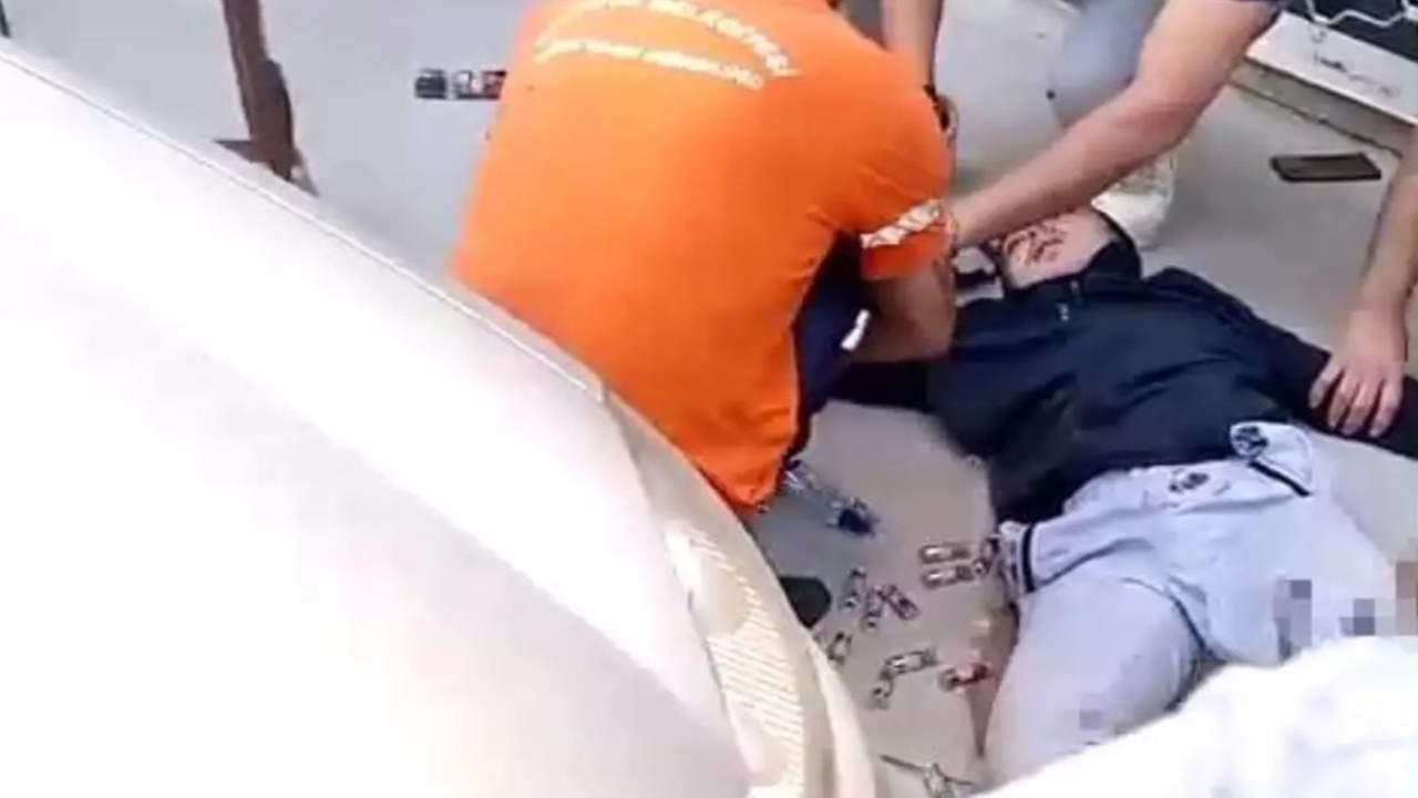 İzmir’de polis merkezine saldıran 16 yaşındaki saldırgan öldü