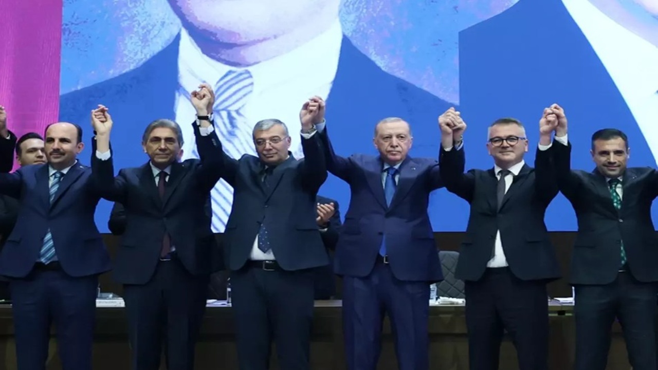 7 belediye başkanı daha AK Parti’ye katılıyor iddiası: Belediye sayısı 608’e yükselecek