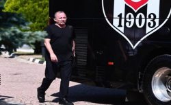 Beşiktaş kadrosunu genişletiyor! Fenerbahçeli oyuncuyu istiyorlar
