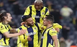 Fenerbahçe’de kadro dışı kalan futbolcular listesine bir isim daha eklendi