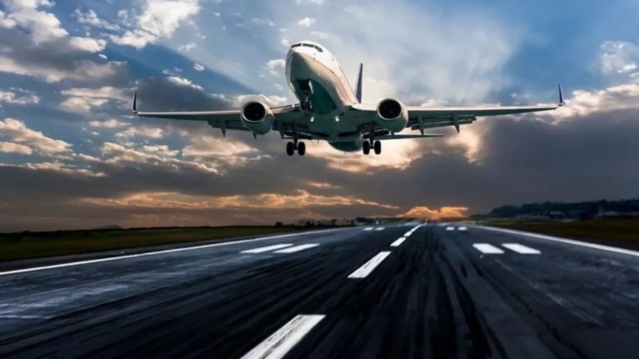 Havayolu devinden şok karar! Uçuşlarını durdurdu: Yüzlerce pilot ve hostes işten çıkarıldı