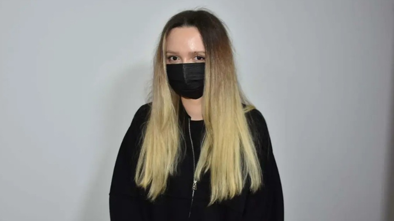 İzmir’de dehşet: Komşu kızını bıçaklayıp telefonunu gasp eden genç 18 yıl 8 ay hapisle cezalandırıldı