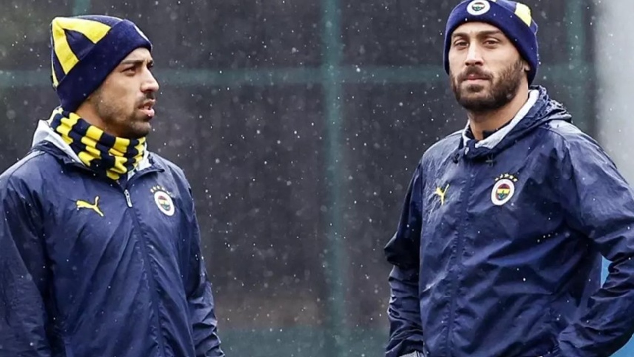Kadro dışı kalmalarının ardından ne diyecekleri merak konusuydu! İrfan Can ve Cenk Tosun sessizliğini bozdu