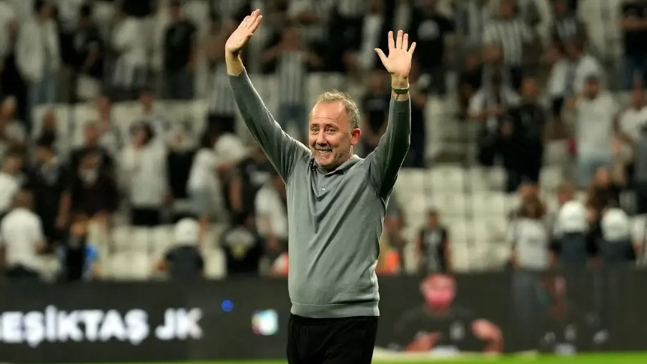 Sergen Yalçın’dan derbilerde dikkat çeken performans