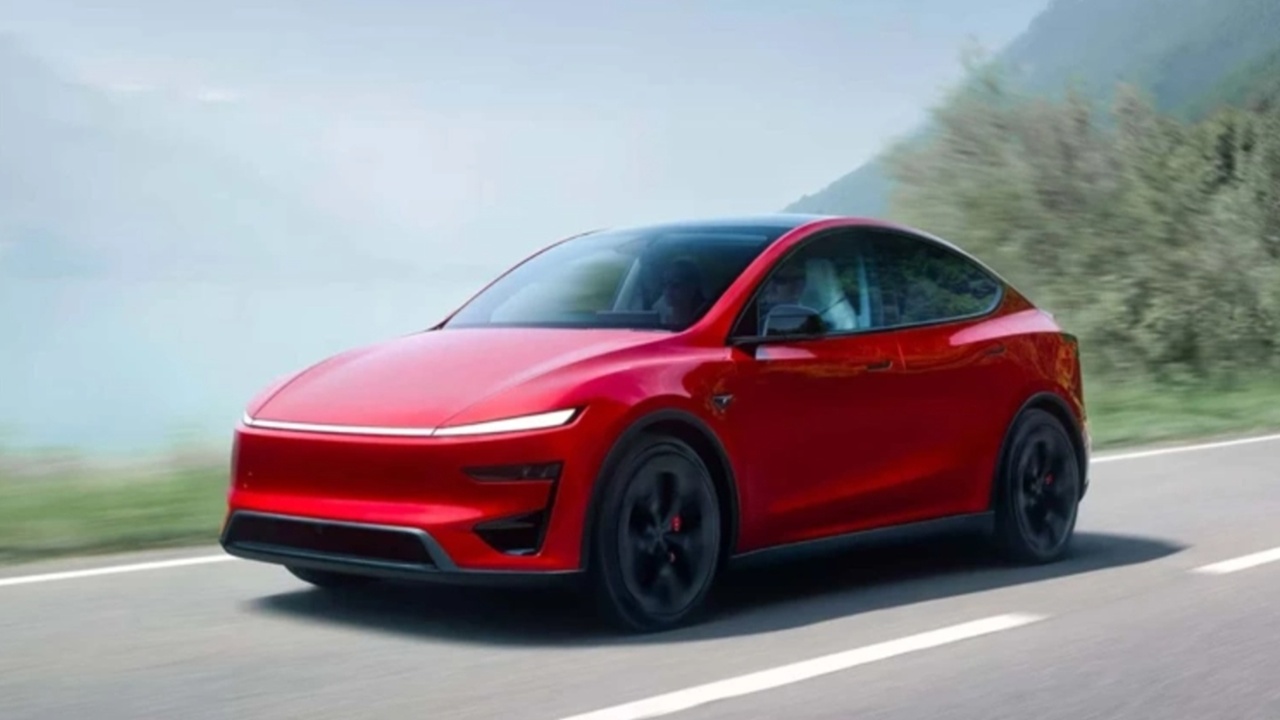 Tesla çıldırdı! Türkiye fiyatlarına tam 500 bin TL’lik indirim